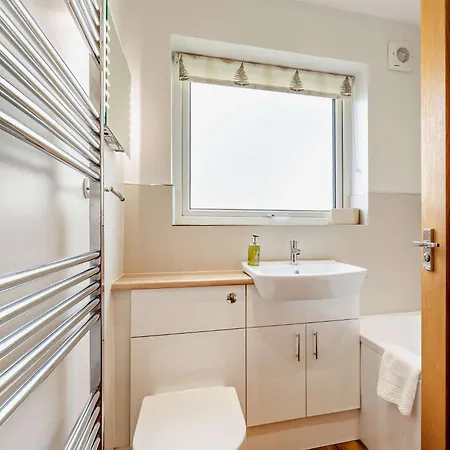 2 Bed In Sz477 Дом отдыха *